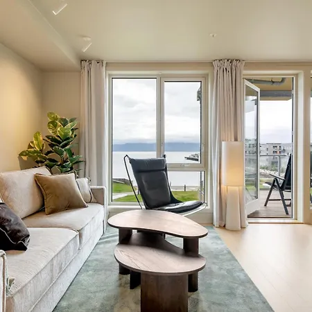Apartament Premium Seafront With Balcony