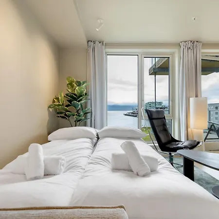 Premium Seafront With Balcony Apartament Tromsø