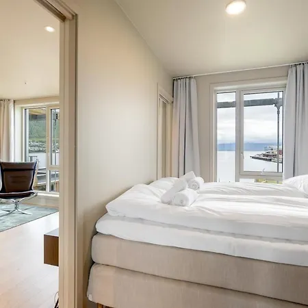 Apartment Premium Seafront With Balcony *